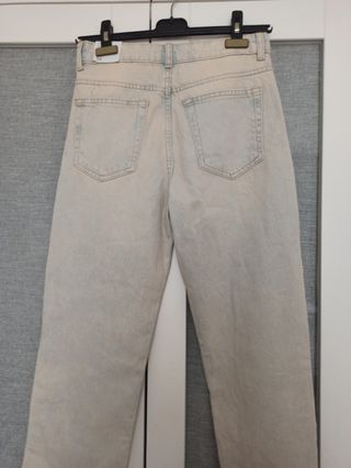Jeans rectos Mango nuevos con etiqueta