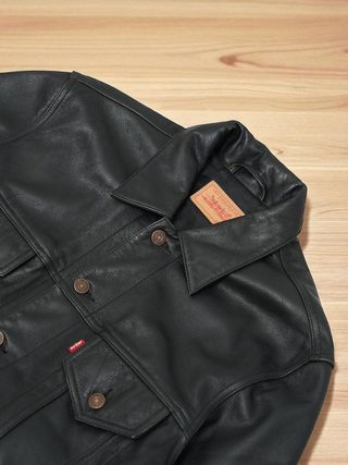 Cazadora de cuero Levi's Trucker talla L Vintage