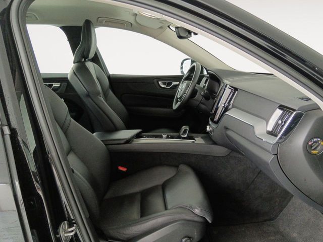 Volvo XC60 2.0 B4 D Core Auto