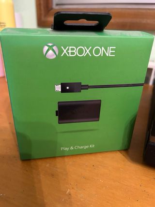 Xbox One 1TB + 4 Juegos + Kinect + 3 mandos