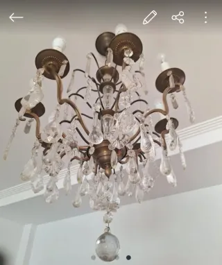 Lámpara de lágrimas tallada magnífica