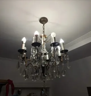 Lámpara de lágrimas tallada magnífica