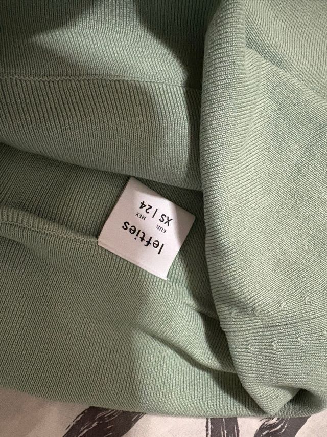 Top Hombros Descubiertos Manga Larga Verde XS