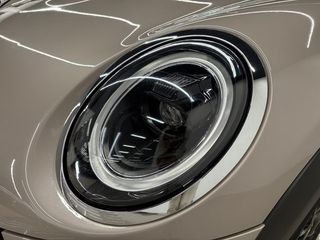 MINI Cooper 5 puertas F55