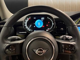 MINI Cooper 5 puertas F55