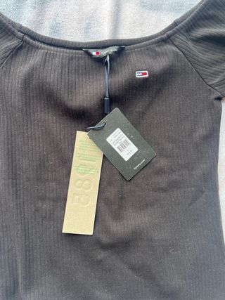 Camiseta Tommy Hilfiger Talla S Negra