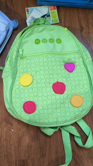 Lote 4 mochilas nuevas ( ver fotos)