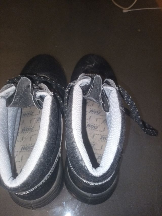 Botas de seguridad negras