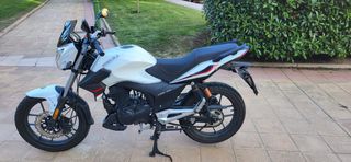 Rieju Strada 125cc Blanca