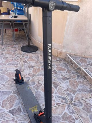 Patinete Eléctrico KuKirin con garantía 