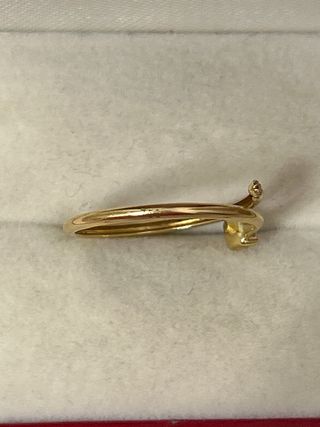 Anillo de oro