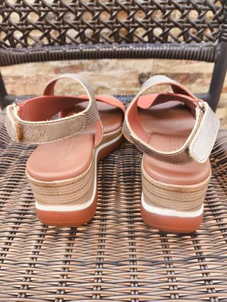 Sandalias Paula Urban Cuña nuevas - Talla 39