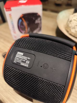 Altavoz Bluetooth y Waterproof - Negro/Naranja