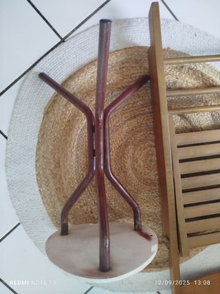 Conjunto Silla y Mesita Auxiliar