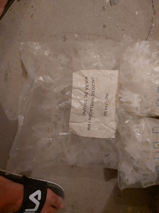 Calzos Nivelación 1mm 700uds