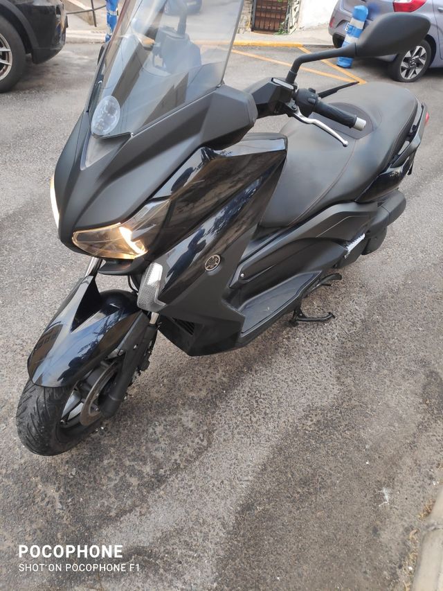 Yamaha xmax 250cc