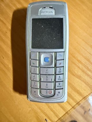 Móviles Nokia + cargadores + baterías