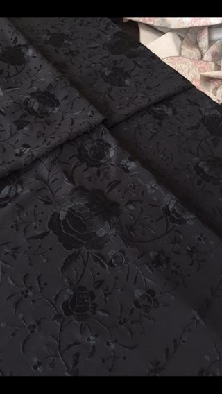 Manton de Manila Seda Bordado Negro
