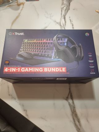 Trust Gaming Pack 4 in 1 RGB: tastiera, mouse, cuffie