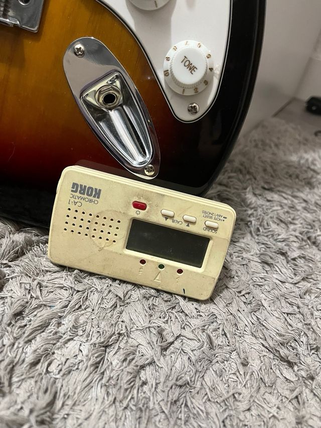 Guitarra Eléctrica Sunburst