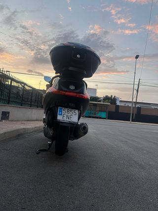 Piaggio 125 Scooter Moto