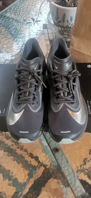 Nike Zoom Fly 6 Jakob - Negro/Dorado