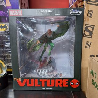 Figura Vulture Gallery Diamond