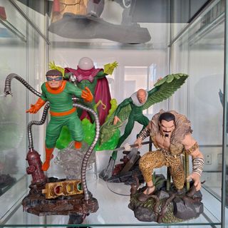 Figura Vulture Gallery Diamond