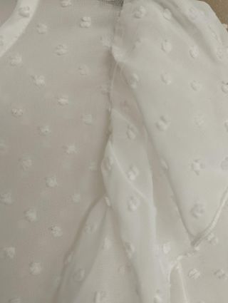 Blusa Plumeti Pull&Bear Blanca