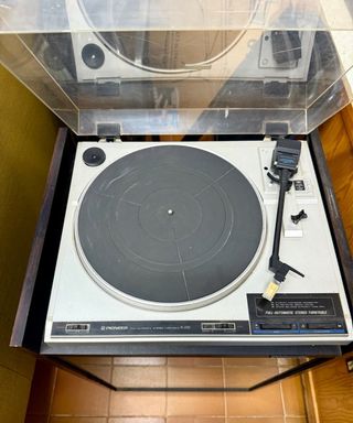 Mini cadena Pioneer antigua