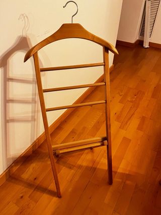 Galan de noche plegable de madera