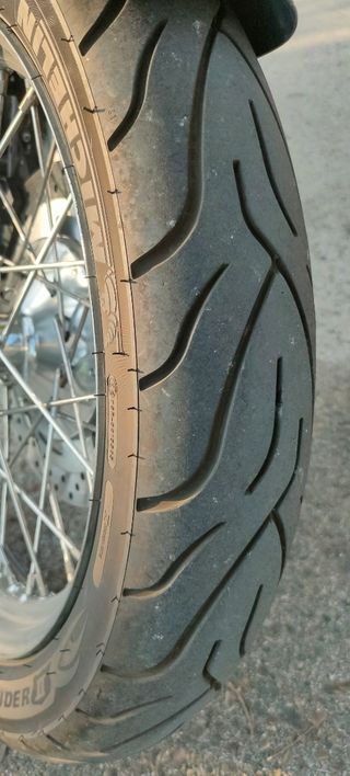 Se vende Triumph Bonneville América