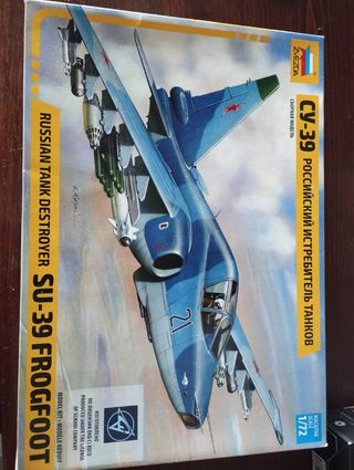 Zvezda 1/72 Su-39 Frogfoot Model Kit