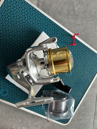Carrete de pesca SPINIT