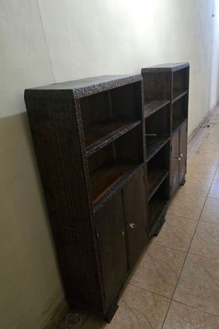 Librería antigua madera labrada