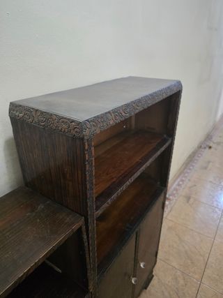 Librería antigua madera labrada