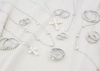 Conjunto de Joyas Peregrina Plata y Perlas