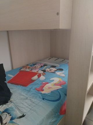 Cama tren madera, compacto, y espacioso 