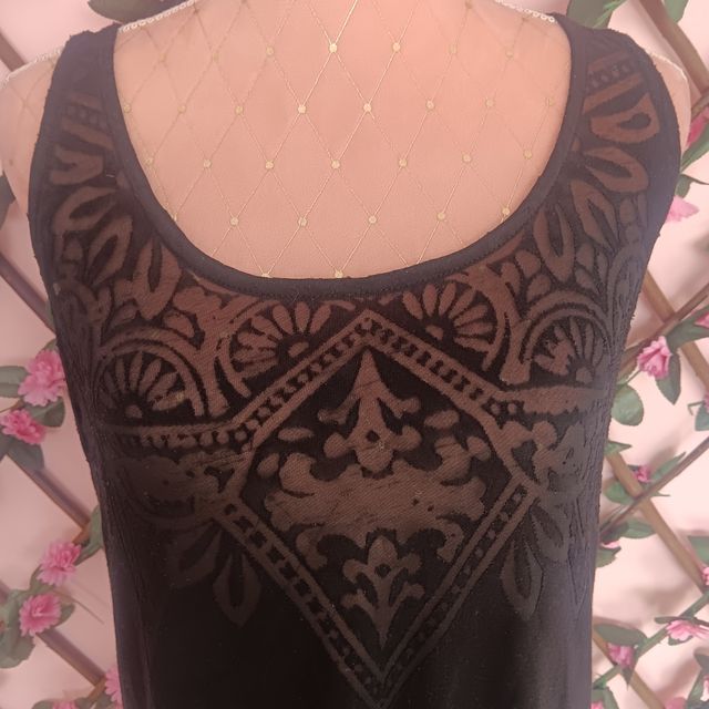 Top mujer negro con encaje