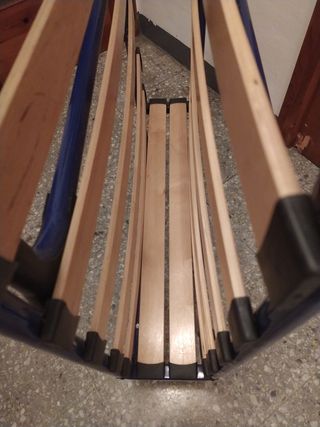 Cama Plegable Azul y Madera