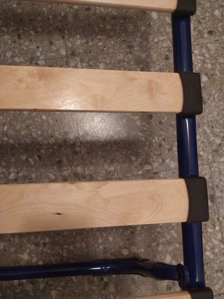 Cama Plegable Azul y Madera