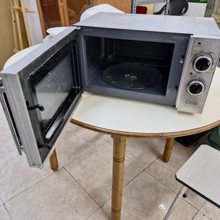 Microondas con Grill