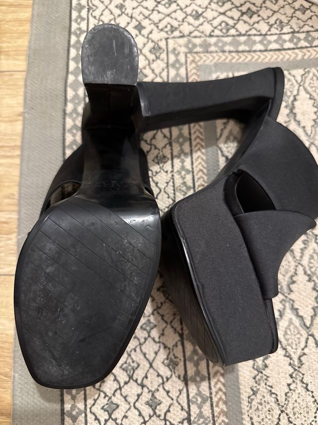 ZARA Plataformas Negras Talla 39