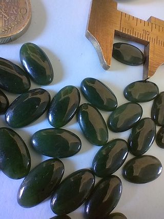 32 spolette giada 15x8 mm