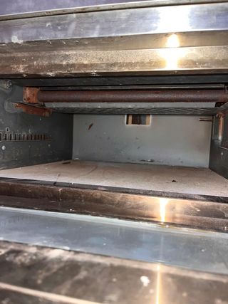 Forno per pizza elettrico e a gas