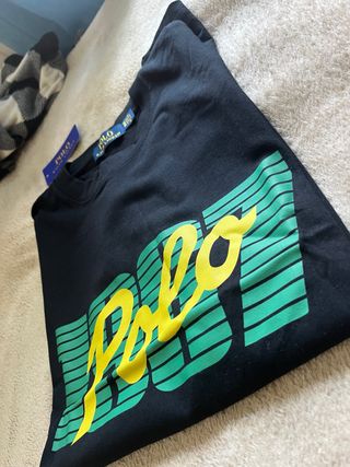 Polo Ralph Lauren Camiseta
Incluye Bolsa