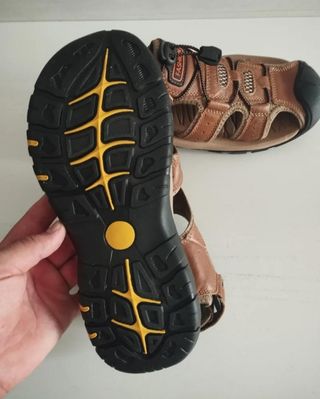 Sandalias trekking piel marrón