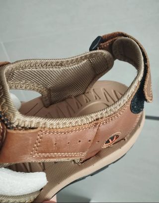 Sandalias trekking piel marrón