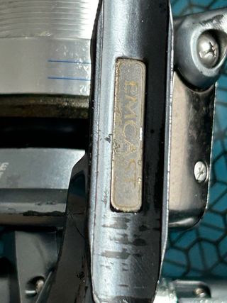 Carrete de pescar Daiwa emcast 5000 PSK
