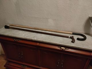 Bastón y garrota antiguos